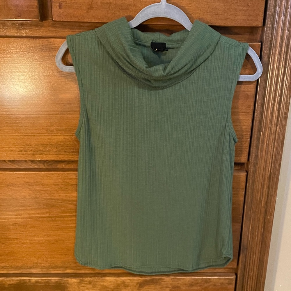Sweater tank